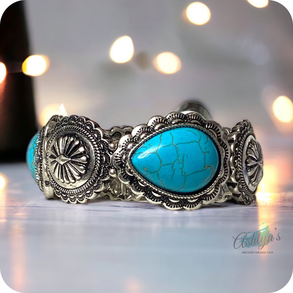 Stunning Turquoise Stone Silver Concho Stretch Bracelet