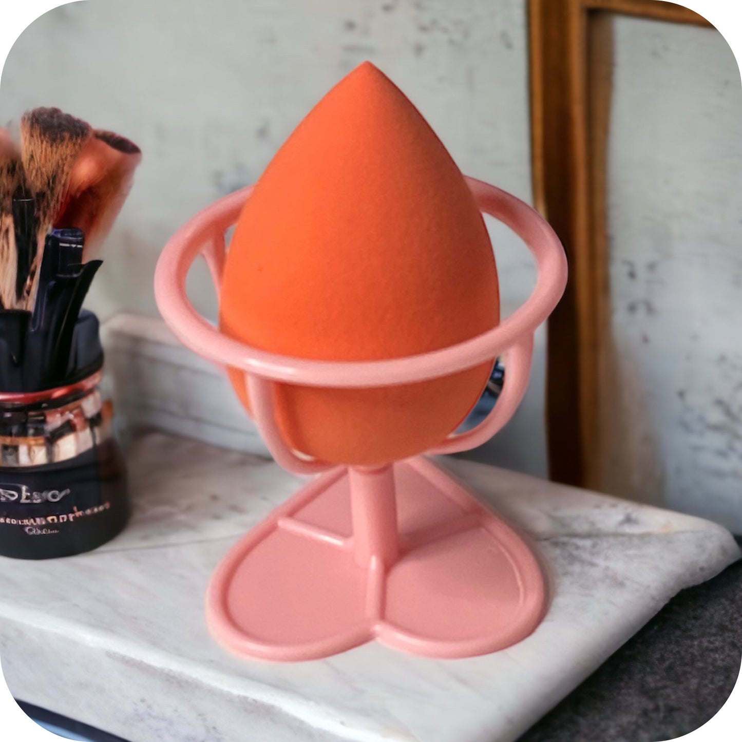 Ashlyn’s Every Girls Must-Sponge with Holder Set-Cosmetics