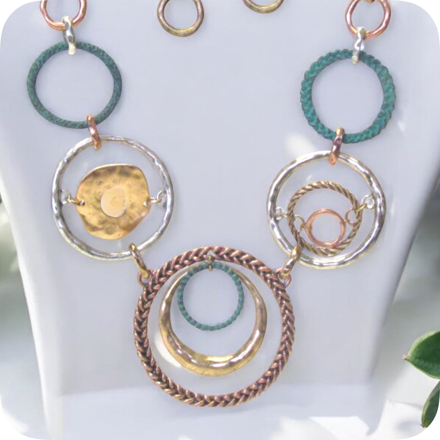 Stunning MultiColor Disc Link Necklace Set