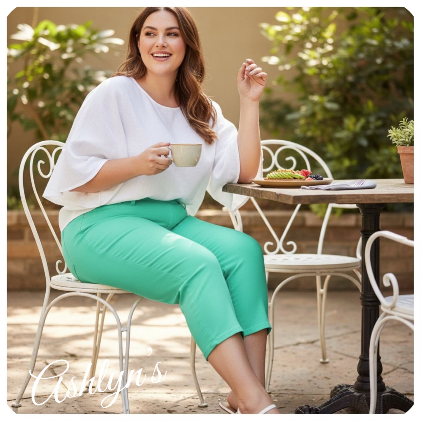 Hello Beautiful~PLUS SIZE Hyperstretch Pop of Color Capris