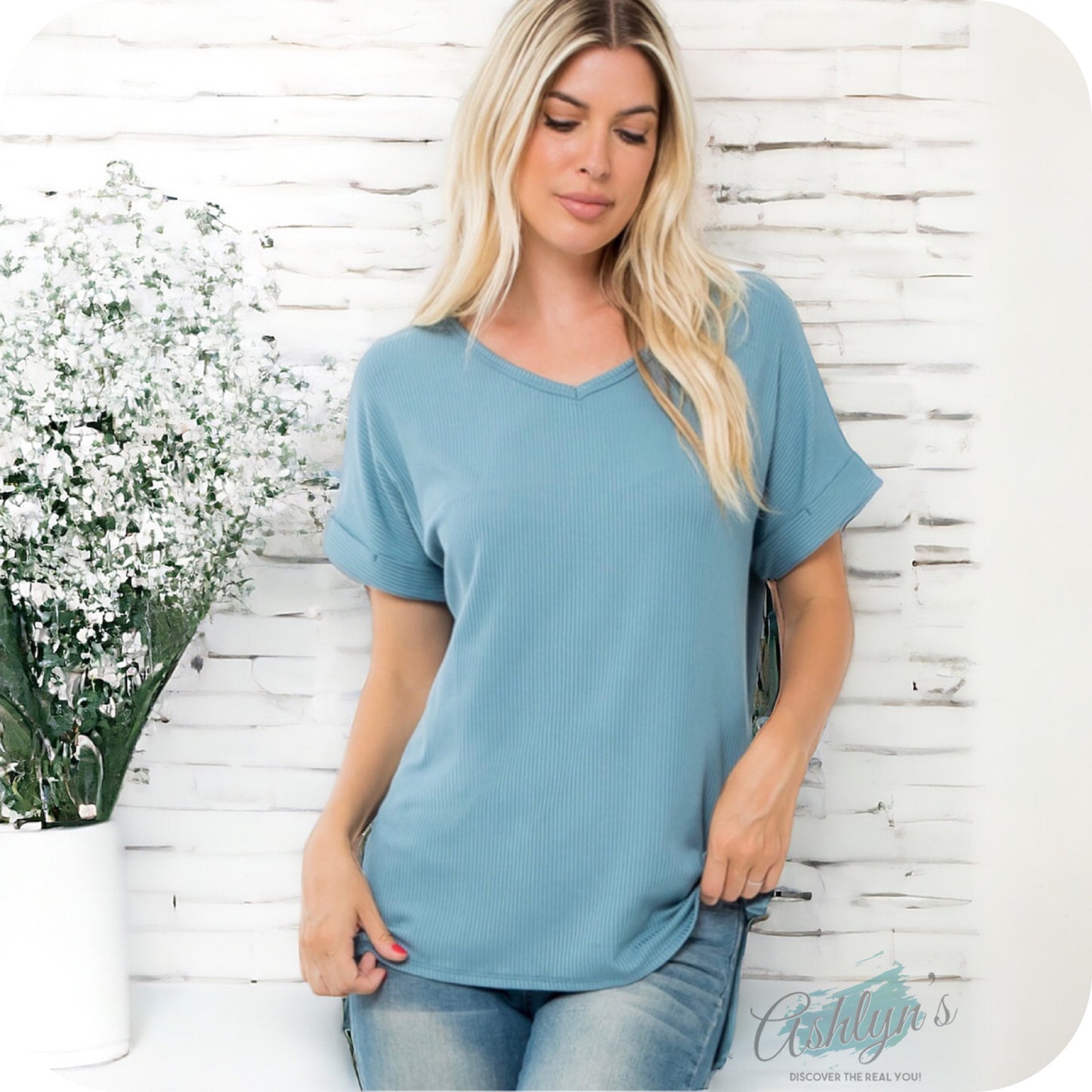 Ashlyn’s Classic V Neck Ribbed Blue Denim Top-Tunic