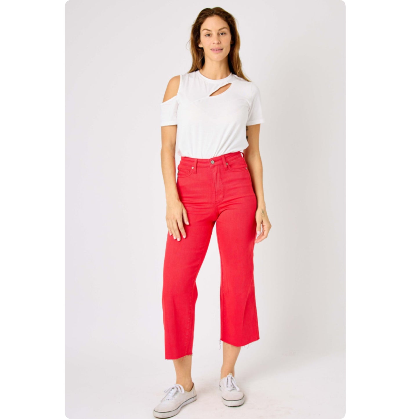 JUDY BLUE Tummy Control Red Crop Capris