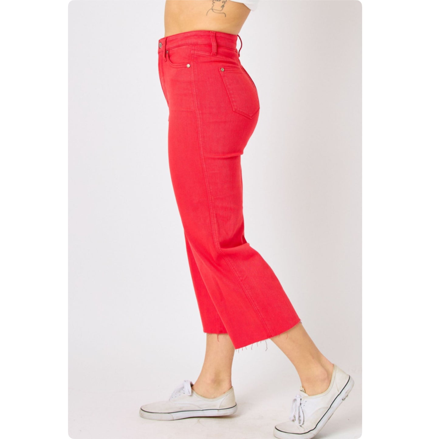 JUDY BLUE Tummy Control Red Crop Capris