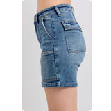 JUDY BLUE HW Mid Length Utility Shorts
