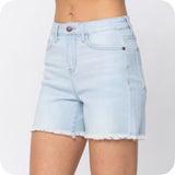 JUDY BLUE Bleach Light Cutoff Shorts