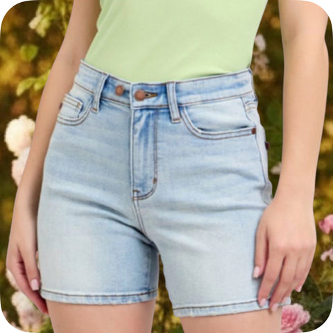 JUDY BLUE 2 Button Mid Length Light Denim Dad Shorts
