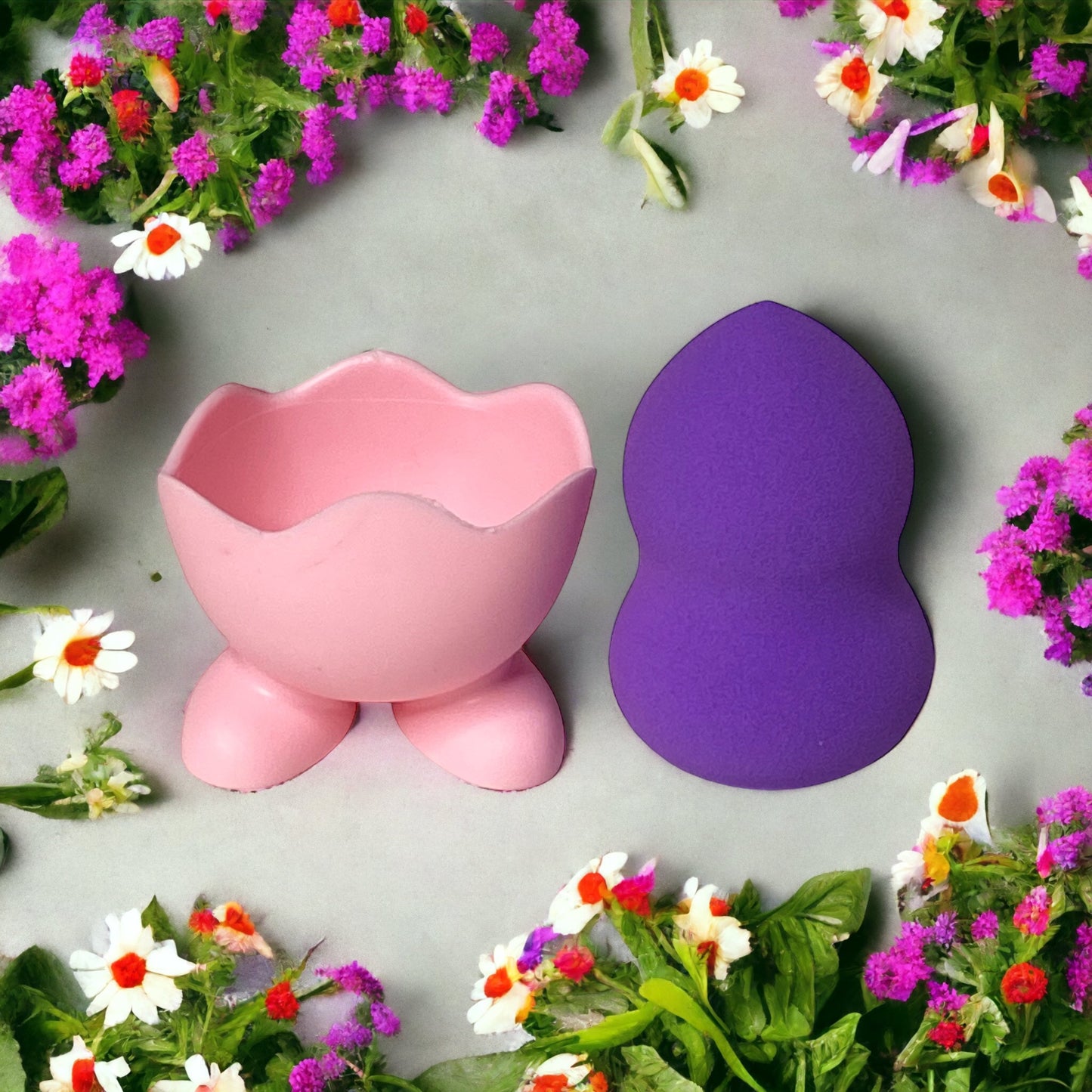 Ashlyn’s Every Girls Must-Sponge Holder and Sponge Set-Cosmetics
