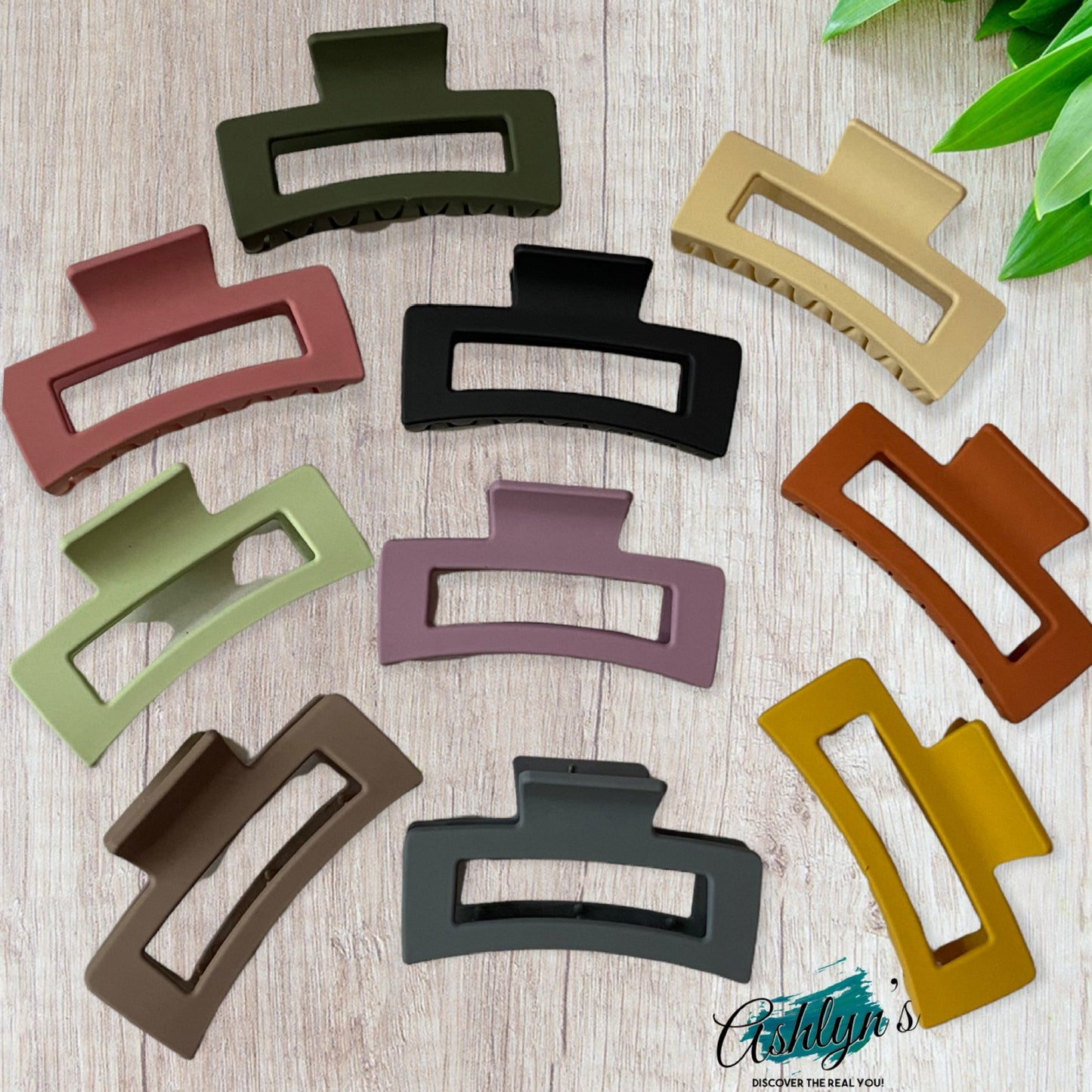 Ashlyn’s Matte Large Hair Claw-Clip