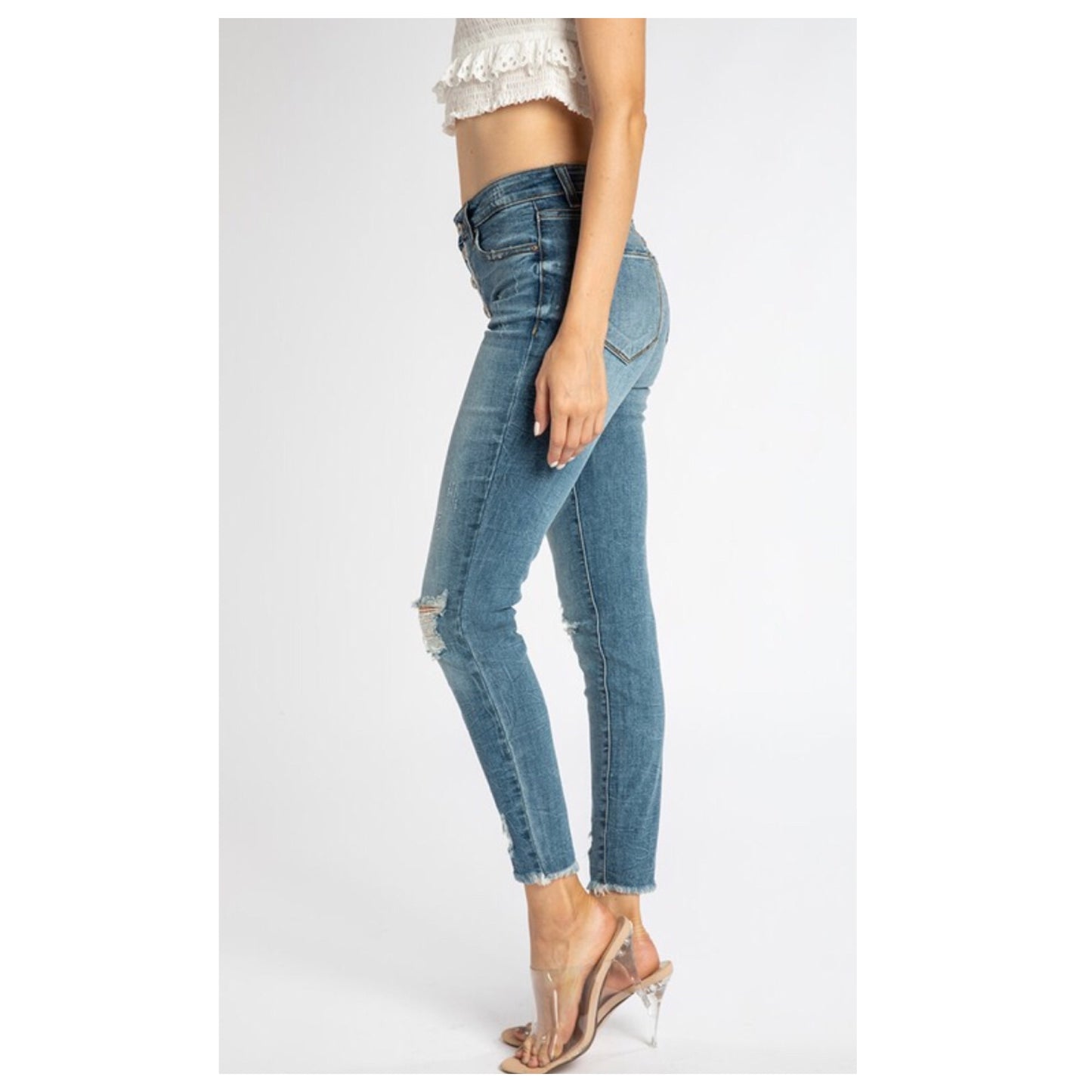 Button Fly Distressed Light Denim KANCAN Jeans