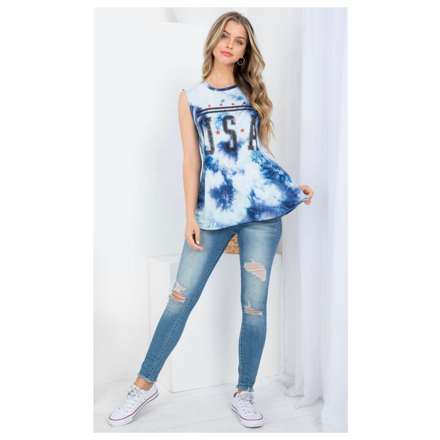 Closeout-Ashlyn’s Blue TieDye USA Star Graphic Print Sleeveless Top