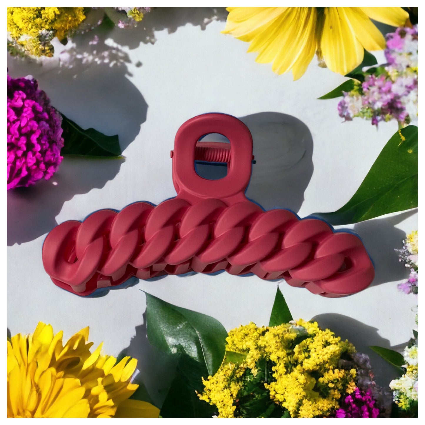 Ashlyn’s Keeping it Tight Twist Design Jumbo Hair Claws-Clips