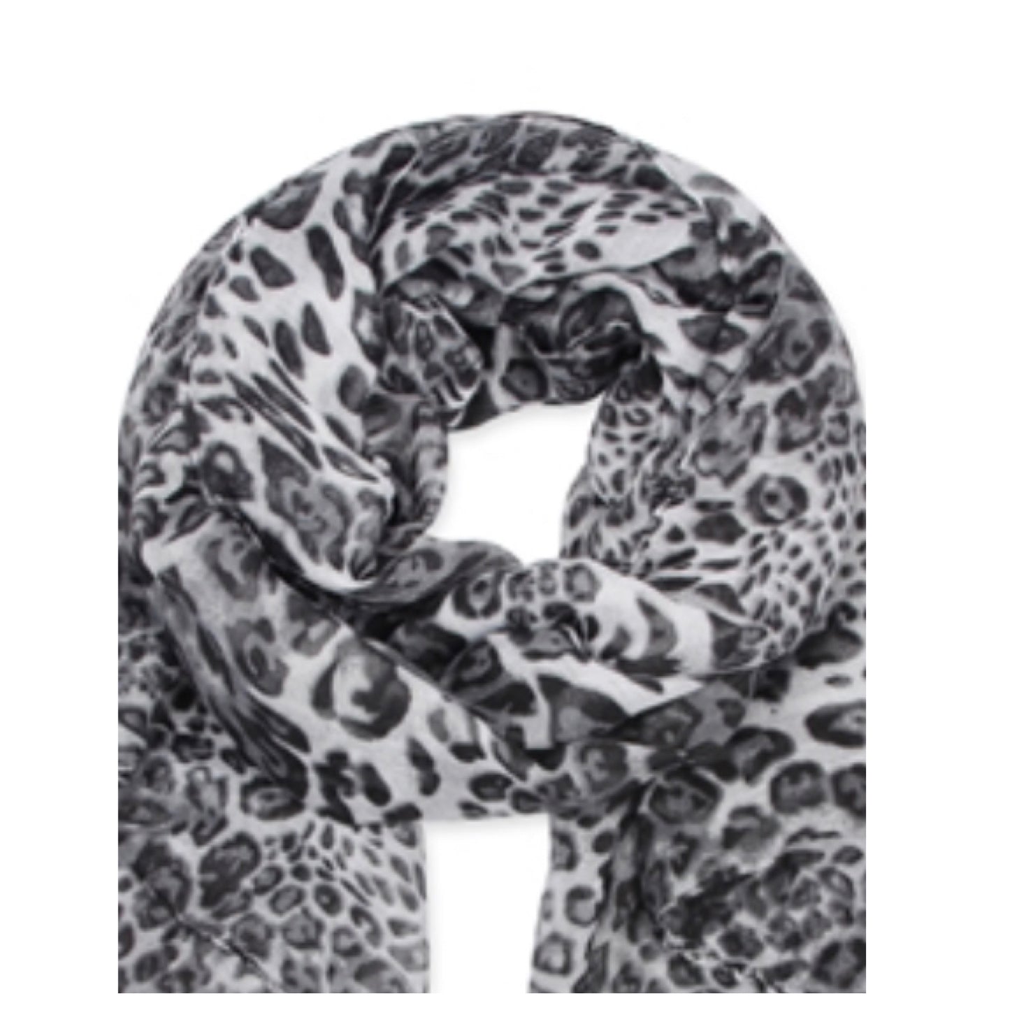 Classic Oblong Grey Leopard Scarf