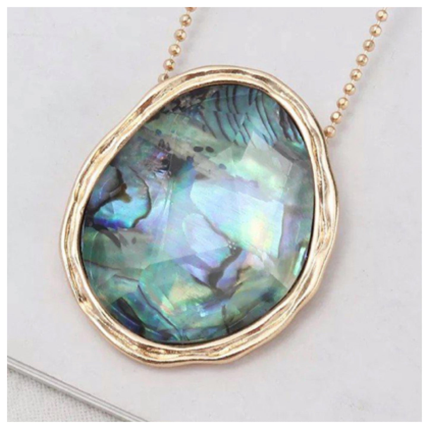Stunning Puffed Gemstone Gold Necklace