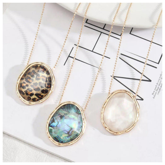 Stunning Puffed Gemstone Gold Necklace