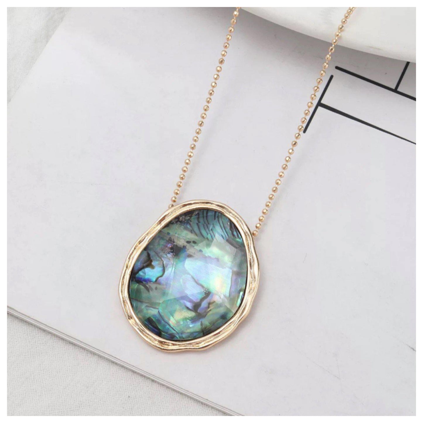 Stunning Puffed Gemstone Gold Necklace