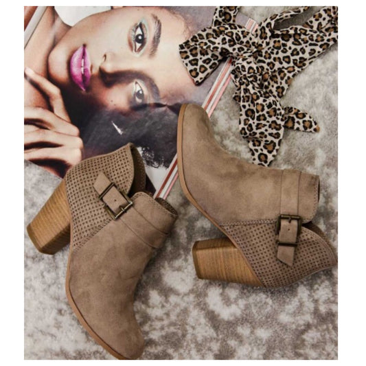Last Pair Closeout! Cozy Cute Buckle Detail Cement Bootie Boots